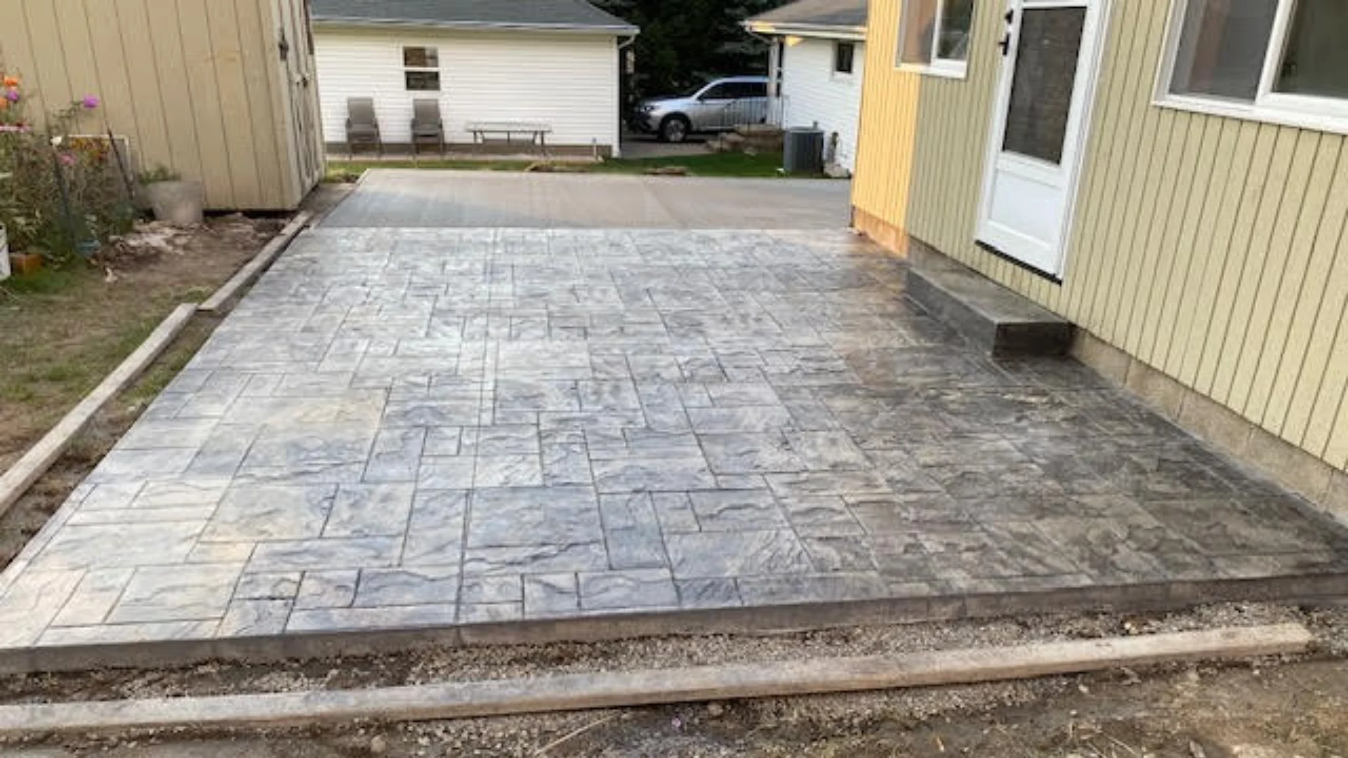Concrete & hardscape